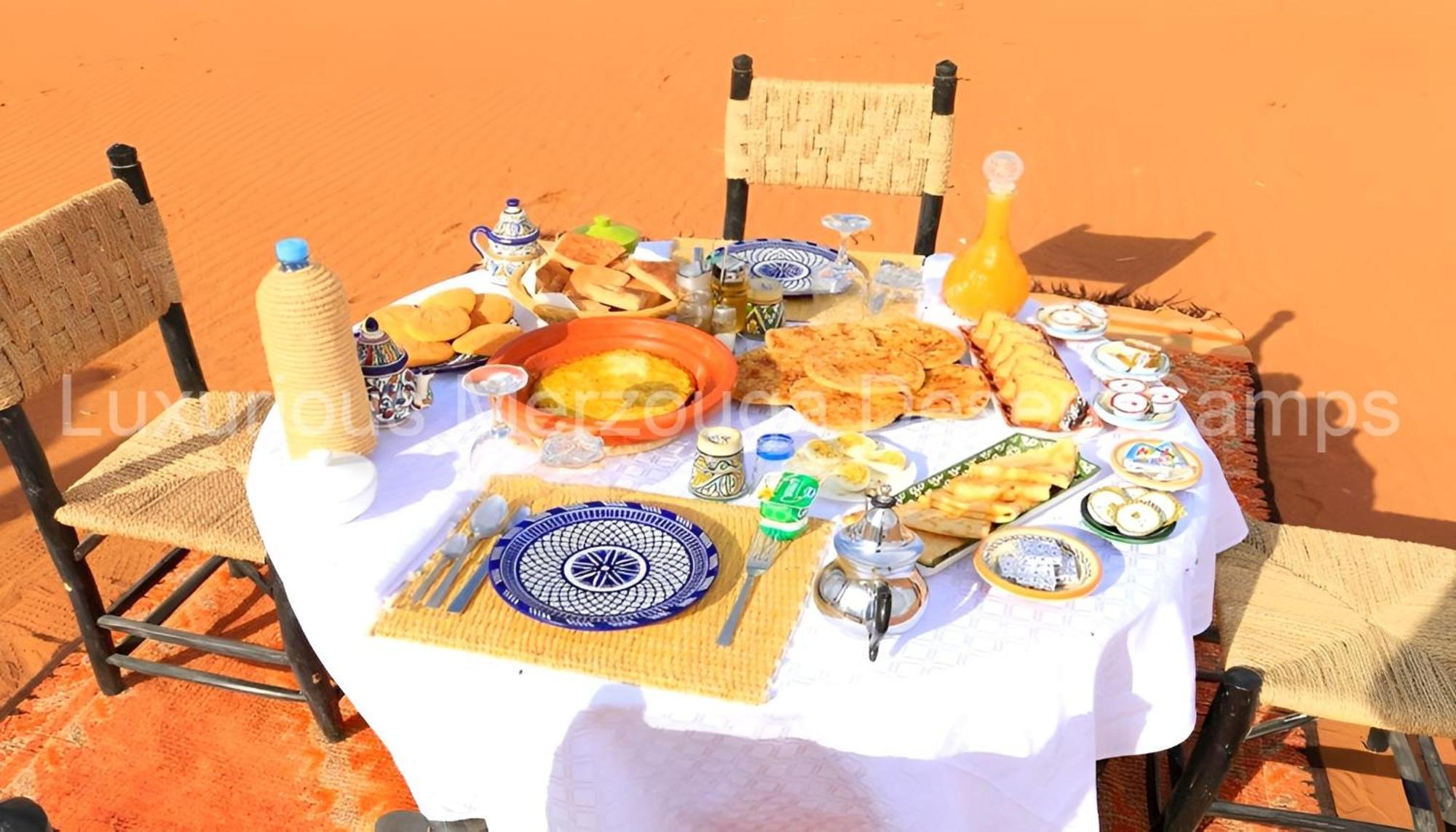 Luxurious Merzouga Desert Camps Екстер'єр фото